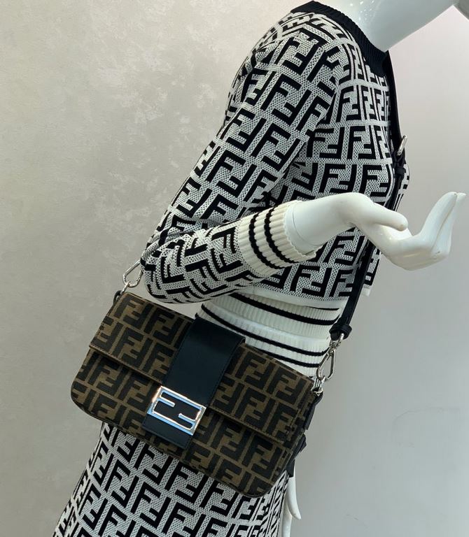 Early Spring 2020 Baguette Baguette   Old Flower Double F Iconic, Flap Crossbody, Larger Lining, With Removable Long and Short StrapsSize 27x6x18cm