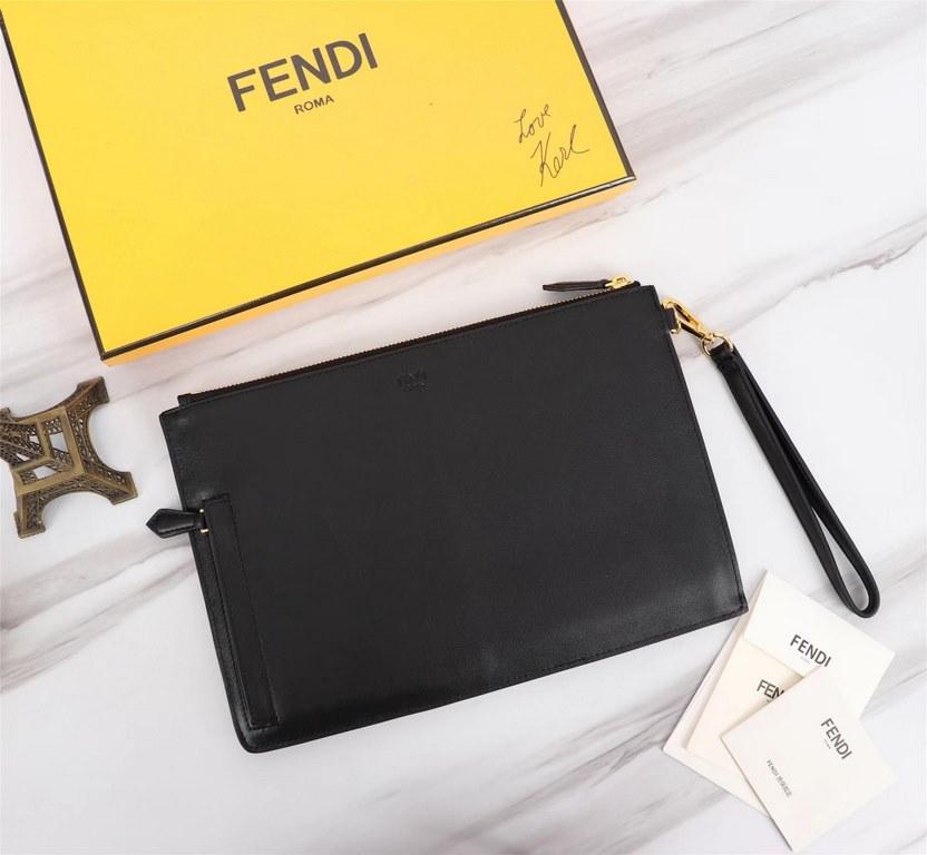 Brand FENDIModel No. Organ Gold ClutchItem No. 168568Color black   gold hardwareSize 30202Material imported nappa cowhide leather  FENDI pouch Fendi handbag   super explosive models come to pull, the first layer of Napa 