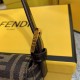 Gold BuckleUpgraded version of FENDI 中古 bag the hottest non-he belongs to this retro tone is what I want to autumn and winter sense of senior ah really too much too much about the material this is a two-color antique cow