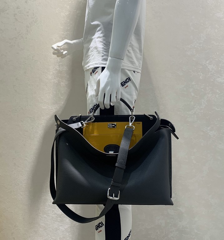 2020 new men's peekaboo handbags Simple shape with exquisite pocket details Expressing the young self, interpreting the spirit of continuous exploration and innovation of fashion size; 41x13x29cm