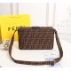 FENDI (Fendi   ) crossbody bag and have a very practical, the front pocket with the original leather, the bag body are customized imported waterproof material, hardware supporting, and counter synchronization. Quickly sm