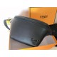 Original goods   (with box)New Fendi (Fendi 2028-5)   the latest men's cross-body bag   using imported smooth calfskin leather front zipper pocket inside double compartments satin adjustable shoulder strap acrylic black 