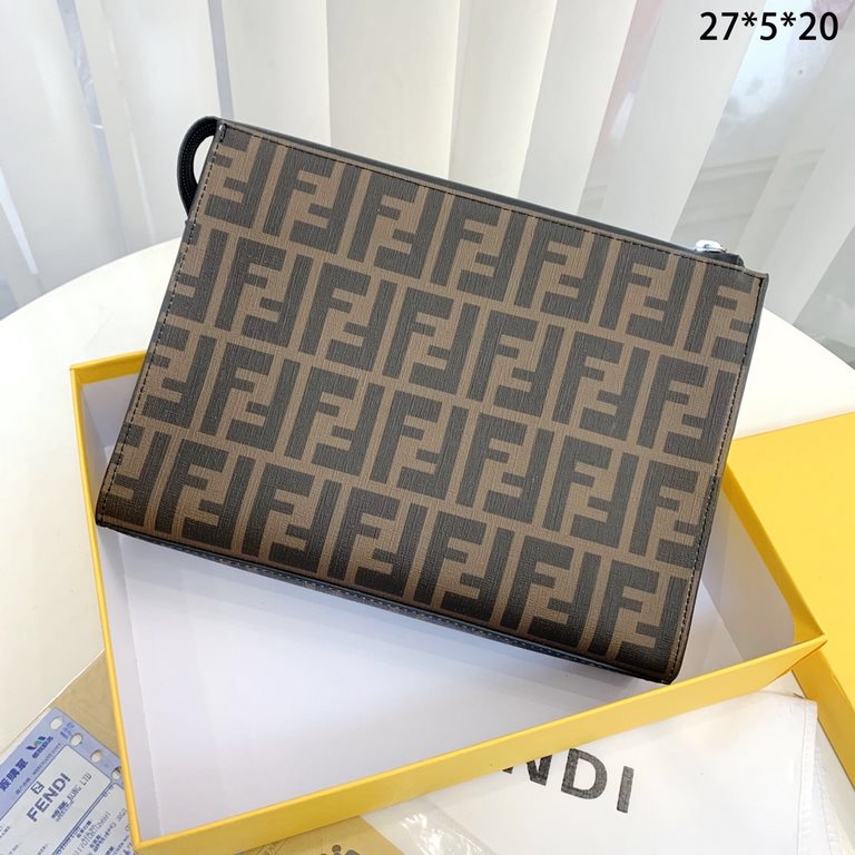 Fendi, imported PVC, original hardware  feel awesome . Top designers to create a casual style production   super smooth zipper, top oiled edges smooth, super large capacity space design multi-card   hidden compartment zi