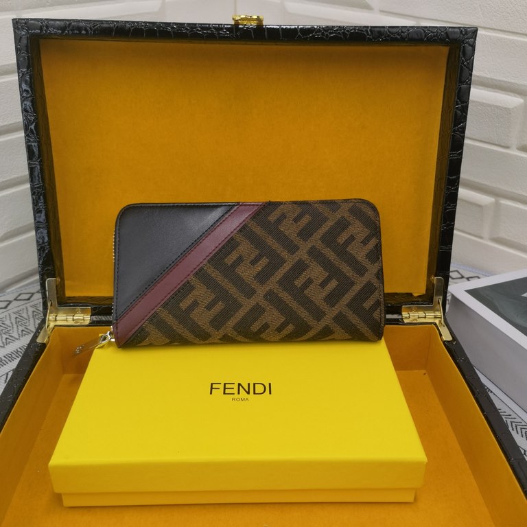 () [Original] Fendi  [Model] 6660100 small wallet [Size] 19-10-2.5cm [Color] black high-end quality (original authentic) [Material] Fendi counter purchases classic  the original imported   cowhide  authentic imported YKK