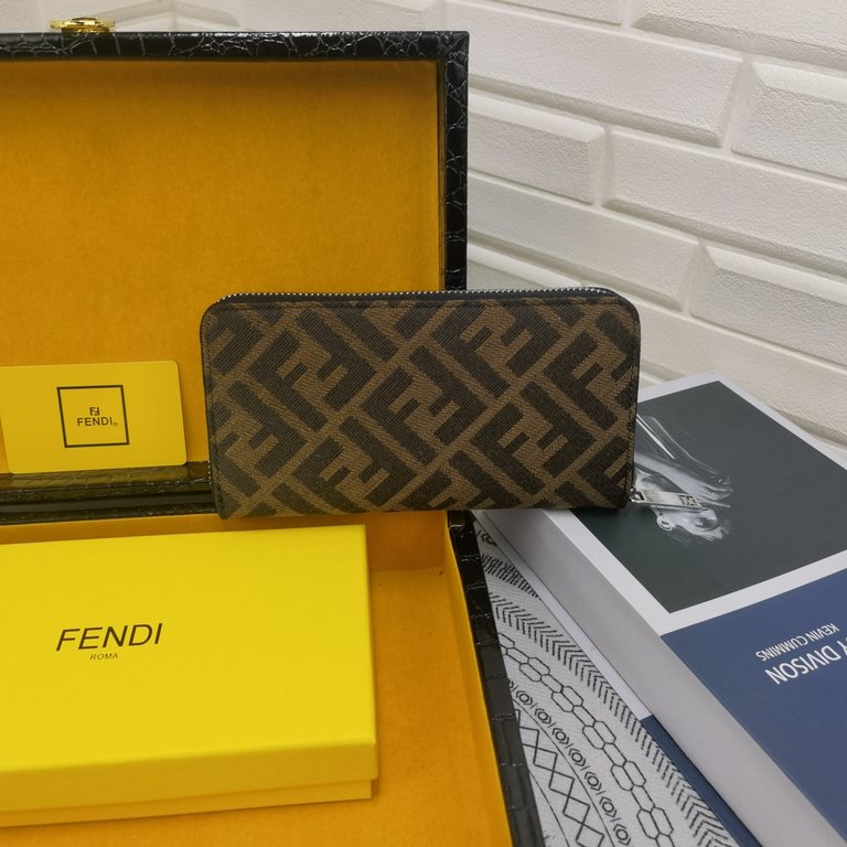 () [Original] Fendi  [Model] 6660100 small wallet [Size] 19-10-2.5cm [Color] black high-end quality (original authentic) [Material] Fendi counter purchases classic  the original imported   cowhide  authentic imported YKK