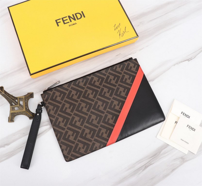 Brand FENDIModel No. PVC Red ClutchItem No. 168568Color blackSize 30202Material head imported nappa cowhide   double letters PVC  FENDI pouch Fendi handbag   super explosive models come to pull, head layer nappa cowhide 