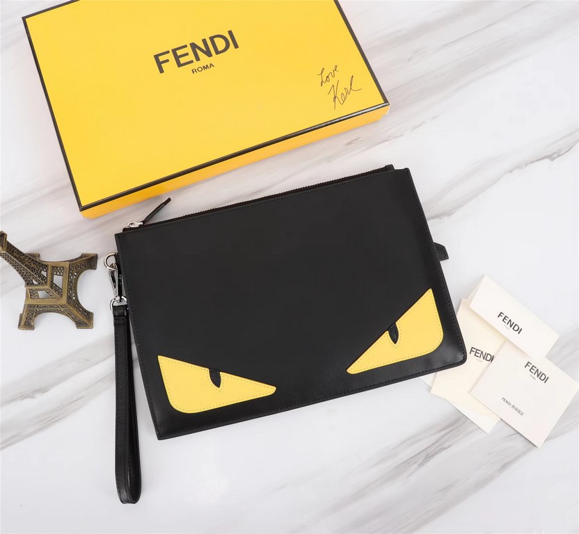 Brand FENDIModel No. Organ Yellow Patch Clutch BagItem No. 168568Color black   lemon yellowSize 30202Material imported nappa cowhide leather  FENDI pouch Fendi handbag   super explosive models come to pull, head layer na