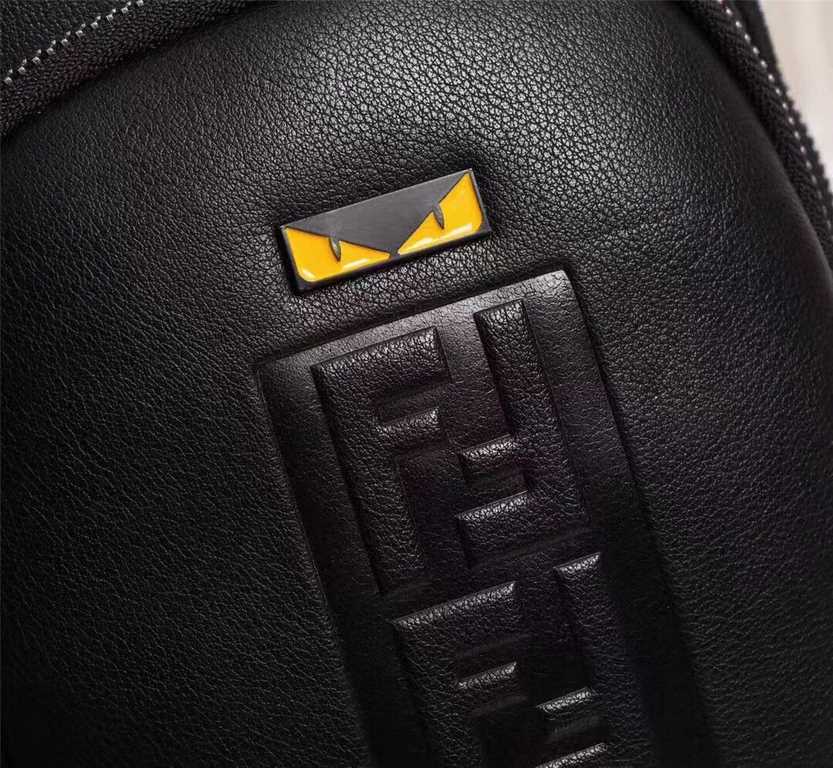 ￥ [FENDI] Fendi    Drunken explosion models recommended   Workmanship details can be no picky! [color] needlework foot whole meticulous, full handmade edge folding perfect presentation! Leather, hardware! Private customi