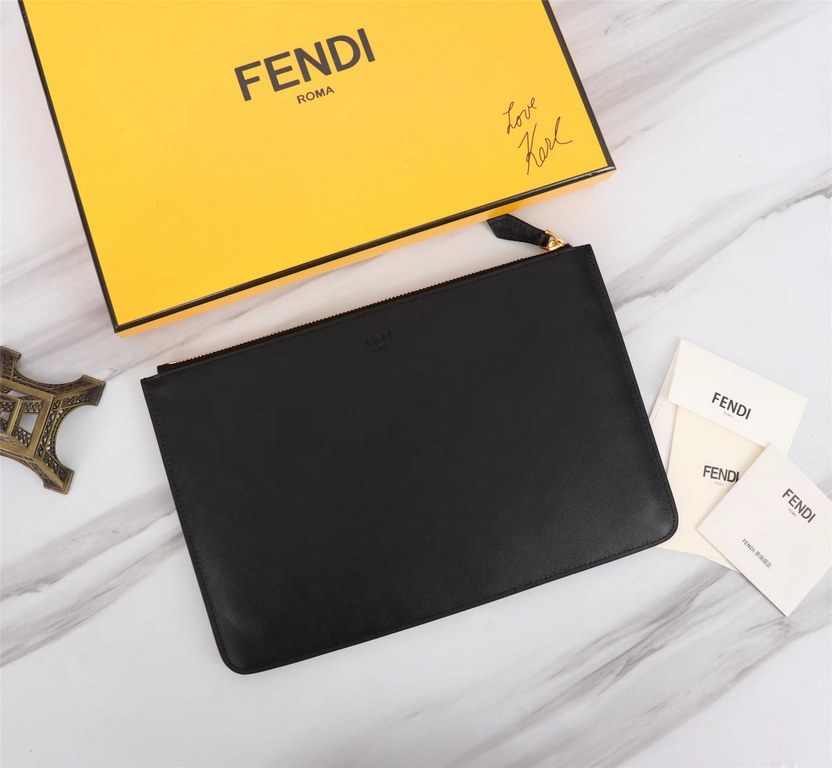 Brand FENDIModel No. Gold ClutchItem No. 168568Color Black   GoldSize 30202cmMaterial imported nappa cowhide leather  FENDI pouch Fendi handbag   super explosive models come to pull, the first layer of imported Napa cowh