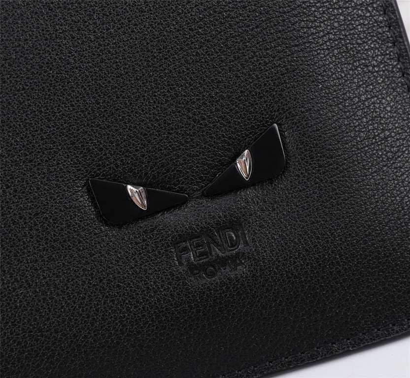 Brand FENDIModel Eagle Eye ClutchItem No. 168568Color BlackSize 3022.52Material imported nappa cowhide leather  FENDI pouch Fendi handbag   super explosive models come to pull, the first layer of imported Napa cowhide ha