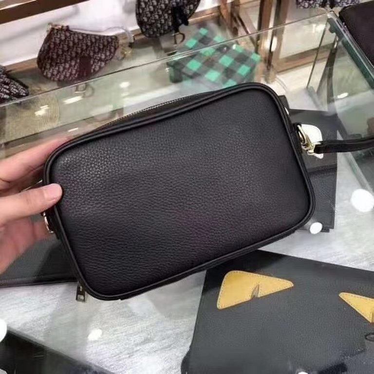 Size 24-16-7, model number 33244.Color black Fendi - Fendi latest small crossbody bag   original single quality using imported calfskin leather soft leather feel awesome with LOGO tote strap dual-use can be used as a han