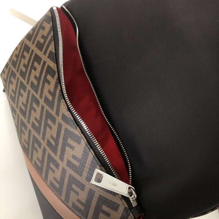 Original goods .FENDI (Fendi   2022-1 brown) 2021 winter new men's double F jacquard shoulder bag with curved top handle, adjustable shoulder strap and full front coverage of high-tech logo mesh fabric. Top cowhide leath