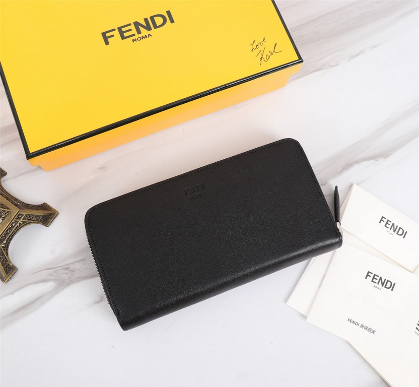 Brand FENDIModel White Iron Single PullItem No. 868568Color black silverSize 19.510.53Material imported head layer nappa cowhide, black sheepskin lining, delicate feelFENDI zipper wallet Introduction spring and summer of