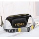 Brand FENDIStyle Monogrammed Chest BagItem No. 268568Color blackSize (upper width 37) lower width 18  20  7cmMaterial head layer imported nappa cowhideFenjia handshake sports brand Fila FILA, retro pattern FF letter patt