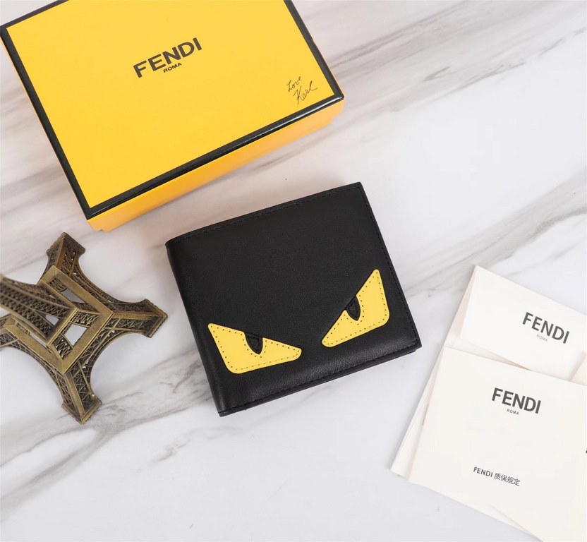 Brand FENDIStyle Yellow Sticker ClipItem No. 968568Color black   lemon yellowSize 129.52Material large surface with imported first layer of Napa cowhide, lining with red sheepskin, feel delicateFENDI short clip wallet In