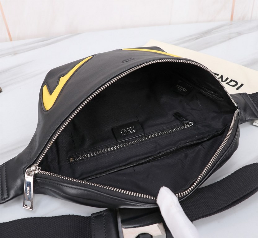 Brand FENDI FendiStyle Yellow F Chest BagItem No. 268568Color black   lemon yellowMaterial first layer imported nappa cowhideSize (top width 37)bottom width 18207cmFenjia handshake sports brand Fila Fila, retro pattern F