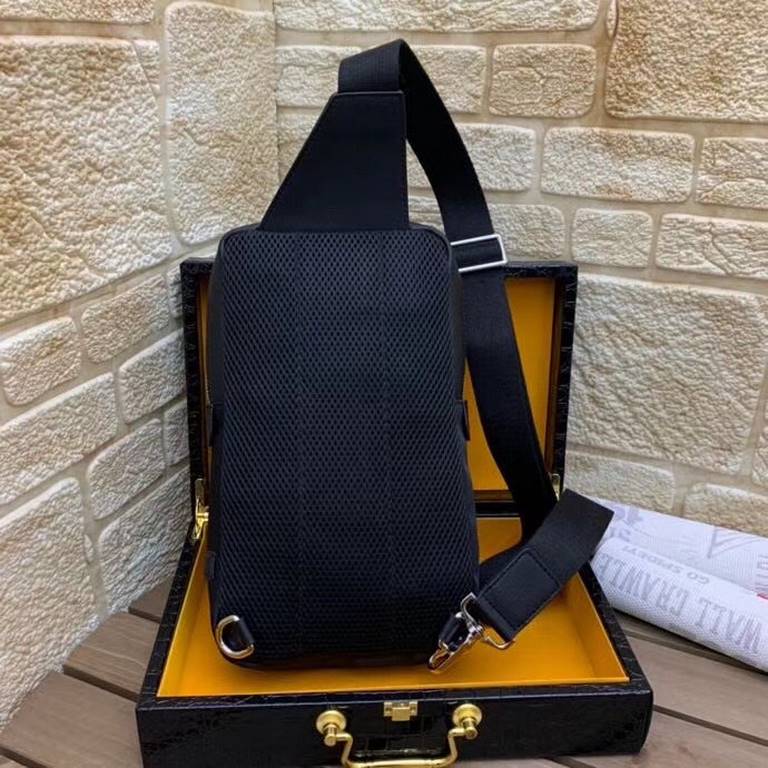 ￥ (Upgraded original quality) Model 528-4   Fendi Fendi Little Monster Rectangular Backpack  Men's Crossbody Chest Bag made of black tech fabric and embellished with the same color leather. A great travel bag with two co