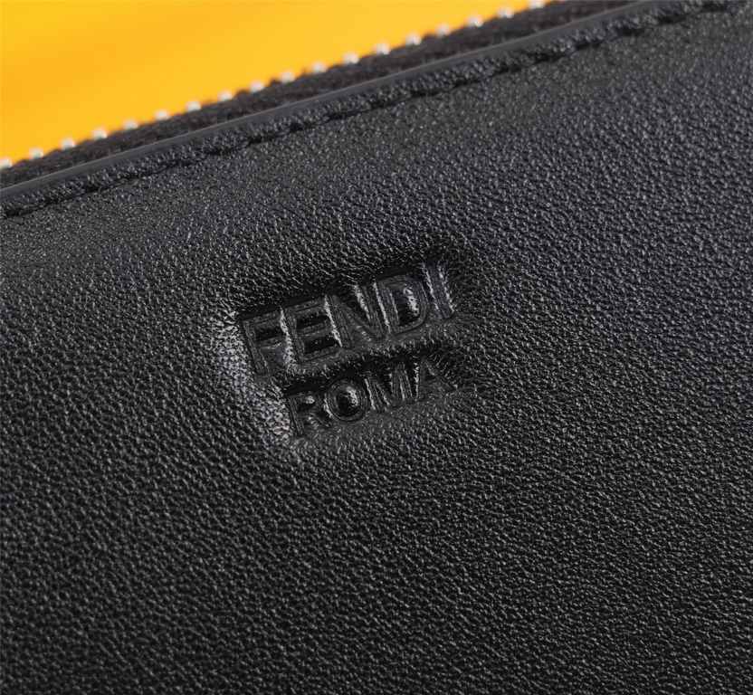 Brand FENDIStyle Single pull with yellow stickerItem No. 868568Color black   lemon yellowSize 19.510.53Material imported head layer Napa cowhide, red sheepskin lining, delicate feelFENDI zipper wallet Introduction spring