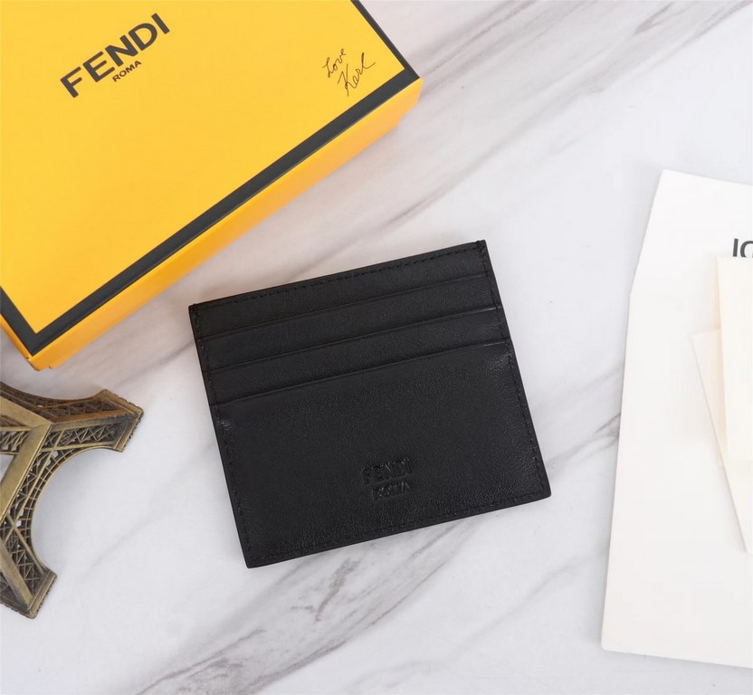 Brand FENDIStyle Black Card CaseItem No. 2020568Color Black Lemon YellowMaterial First layer imported nappa cow leatherSize 10.59FENDI short clip card bag Introduction 20 years of spring and summer of the latest handbag,