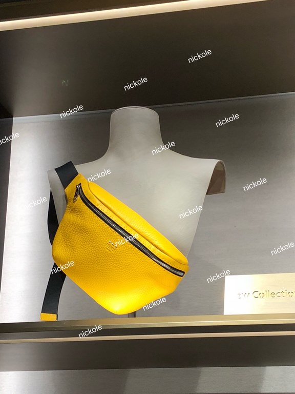 Yellow Multi-functional fanny pack, hand-stitched, can be used as a chest pack or fanny pack, adjustable strap length. 30-17-8cm