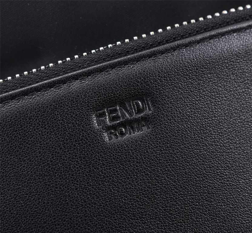 Brand FENDI FendiStyle Vertical Yellow F Chest BagItem No. 268568Color blackSize width 15cm, height 27cm, thickness 5cmMaterial head layer imported nappa cowhide   tarpaulinFenjia handshake sports brand Fila FILA, retro 