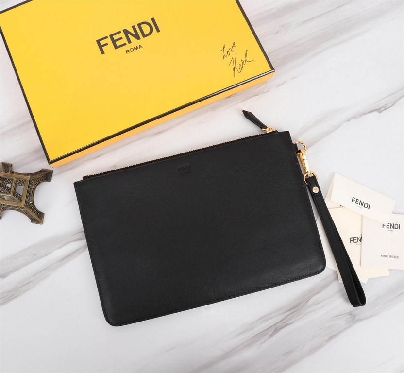 Brand FENDIModel No. Alphabet ClutchItem No. 168568Color black   lettersMaterial imported nappa cowhide leatherSize 30202  FENDI pouch Fendi handbag   super explosive models come to pull, the first layer of Napa cowhide 