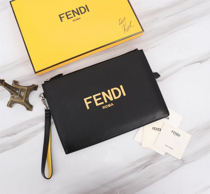 Brand FENDIDescription Organ silk-screened monogrammed handbagItem No. 168568Color blackSize 30202Material imported nappa cowhide leather  FENDI pouch Fendi handbag   super explosive models come to pull, the first layer 