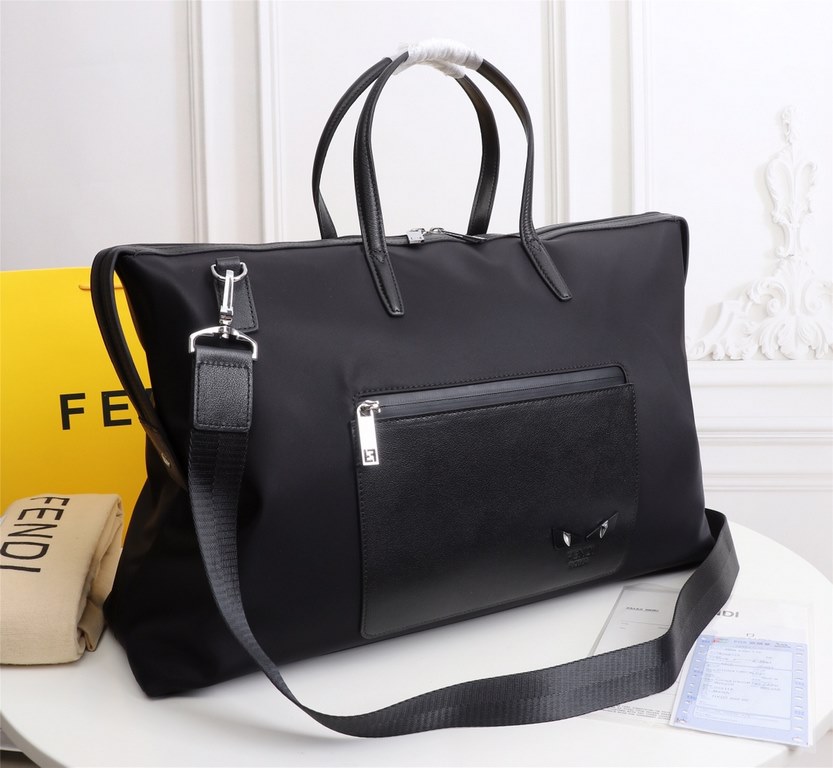 Batch. FENDI (Fendi   0381-1) this travel bag type do super good, large capacity, the best choice for short trips. The front pocket with the original leather, the bag body are customized imported waterproof material, har