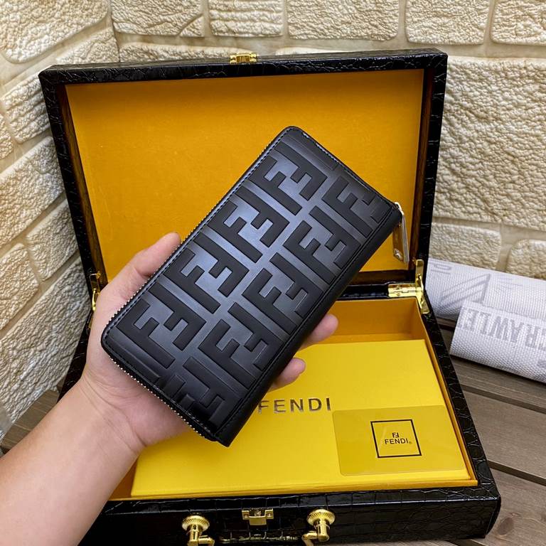 High quality [Model 9058]   Fendi FENDI new single pull small wallet shipment, original quality  , genuine purchased typed! Built-in FENDI embossing!   using imported first-layer cowhide    imported high-grade hardware, 