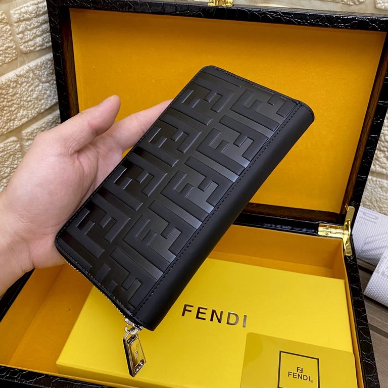 High quality [Model 9058]   Fendi FENDI new single pull small wallet shipment, original quality  , genuine purchased typed! Built-in FENDI embossing!   using imported first-layer cowhide    imported high-grade hardware, 