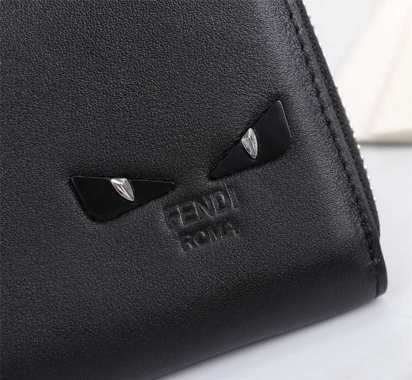 Brand FENDIModel Eagle Eye Single PullItem No. 868568Color blackSize 19.510.53Material large surface with imported first layer Napa cowhide, lining with black sheepskin, feel delicateFENDI zipper wallet Introduction the 