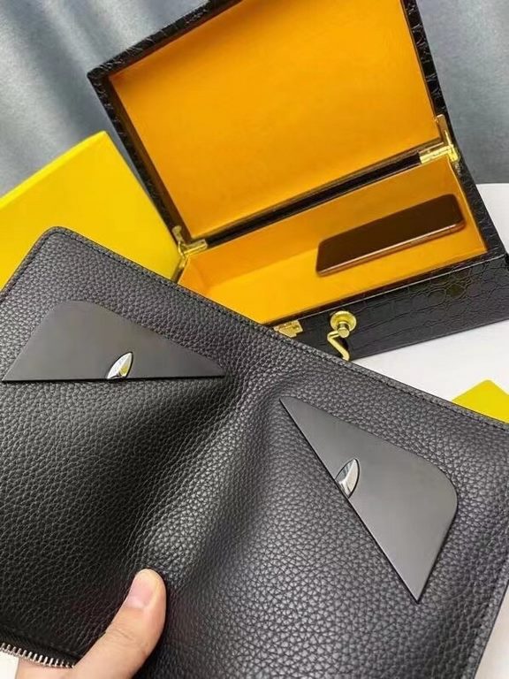 [Model 2051] Fendi cowhide original single handbag    original single quality   men and women universal models   exclusive real shot   although the style can be copied, but the material can not be replicated, workmanship