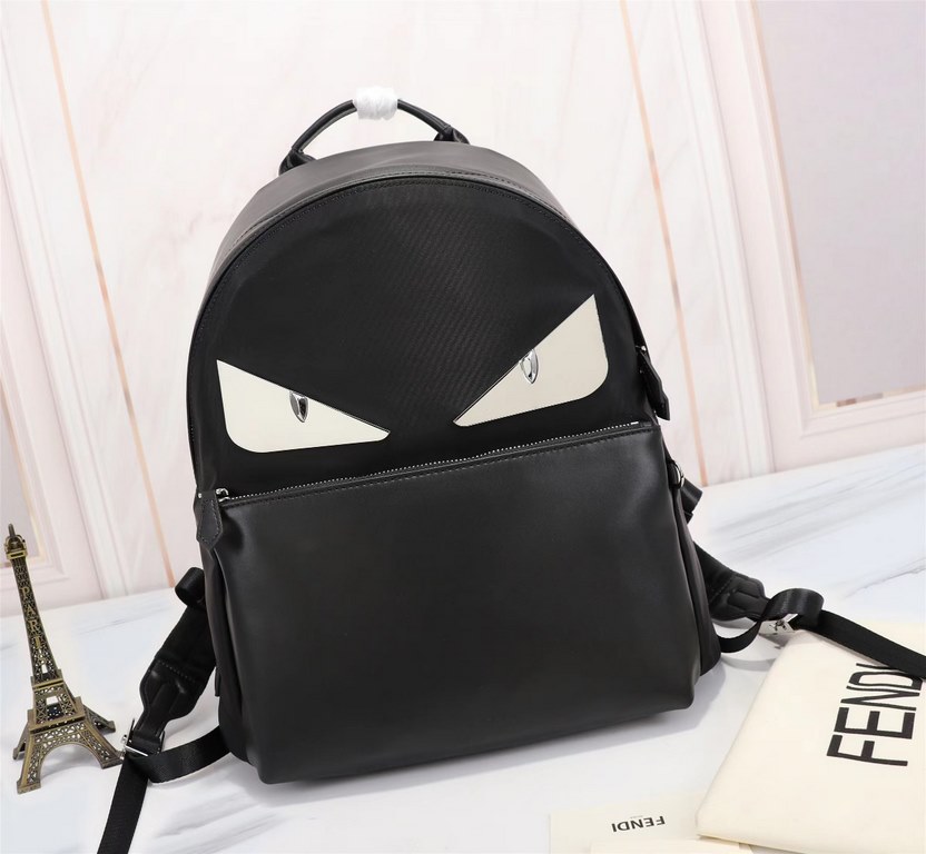 Brand FENDIModel White Iron BackpackItem No. 668568Color blackMaterial waterproof nylonSize 343814cm (Large)     Fendi fendi counter new cloth with microfiber leather backpack   metal plate eyes   fendi small monster bac