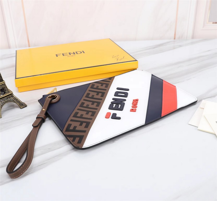 Brand FENDIItem No. silk-screened eyelet clutchItem No. 168568Color navy whiteSize 30202Material imported nappa leather  FENDI pouch Fendi handbag   super explosive models come to pull, head layer nappa cowhide hand-stit