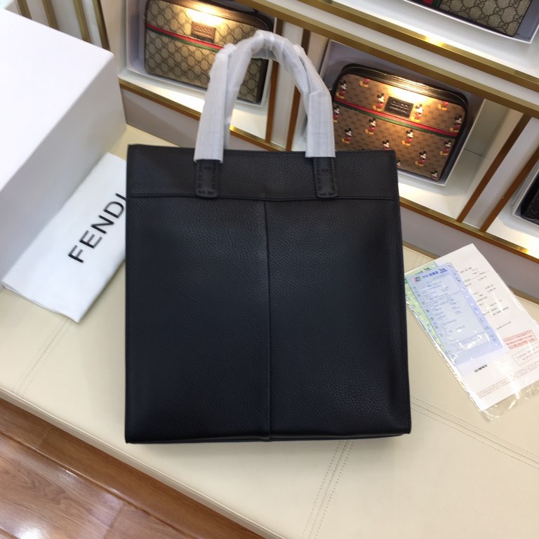 .    The original official website 66426-1 Fendi original single authentic new counter with the same high-end men's casual briefcase   workmanship is super refined and elegant. With imported raw materials cowhide counter