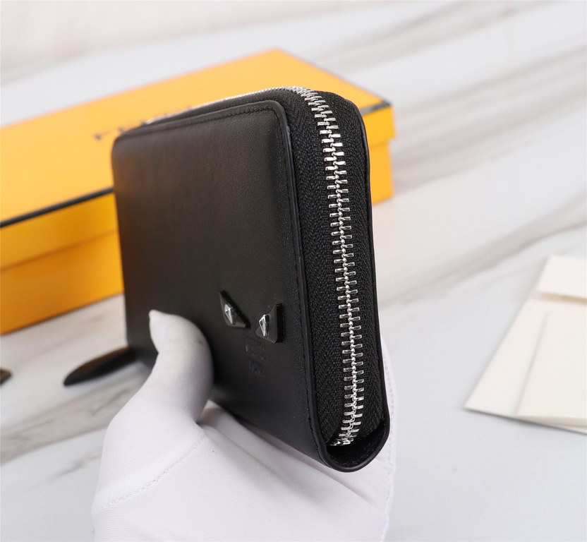 Brand FENDIModel Eagle Eye Single PullItem No. 868568Color blackSize 19.510.53Material large surface with imported first layer Napa cowhide, lining with black sheepskin, feel delicateFENDI zipper wallet Introduction the 