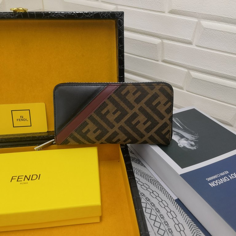 () [Original] Fendi  [Model] 6660100 small wallet [Size] 19-10-2.5cm [Color] black high-end quality (original authentic) [Material] Fendi counter purchases classic  the original imported   cowhide  authentic imported YKK