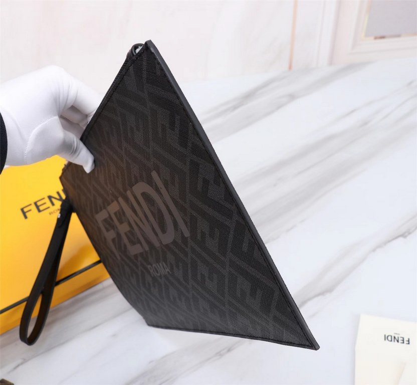 Brand FENDIModel No. Organ PVC Gray Silk Screen ClutchItem No. 168568Color blackSize 30202Material imported nappa leather   double letters PVC  FENDI pouch Fendi handbag   super explosive models come to pull, double lett