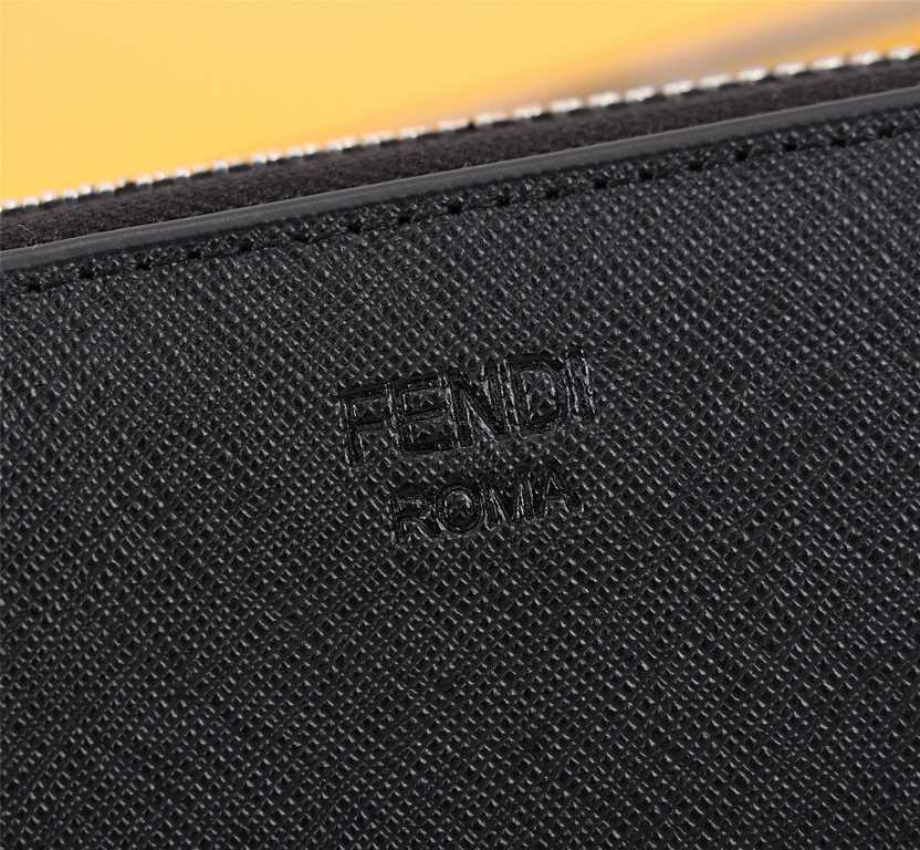 Brand FENDIStyle Cross-hatch yellow single-pullItem No. 868568Color black   egg yolkSize 19.510.53Material imported cross grain cowhide leather, red microfiber lining, delicate feelFENDI zipper wallet Introduction the la