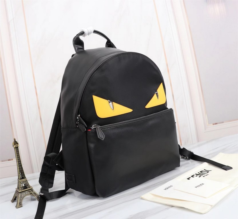 Brand FENDIStyle Yellow Sticker BackpackItem No. 668568Color blackMaterial waterproof nylon fabric   ultra-thousand leatherSize 343814cm (large)273212cm (small)     fendi fendi counter new cloth with microfiber leather b