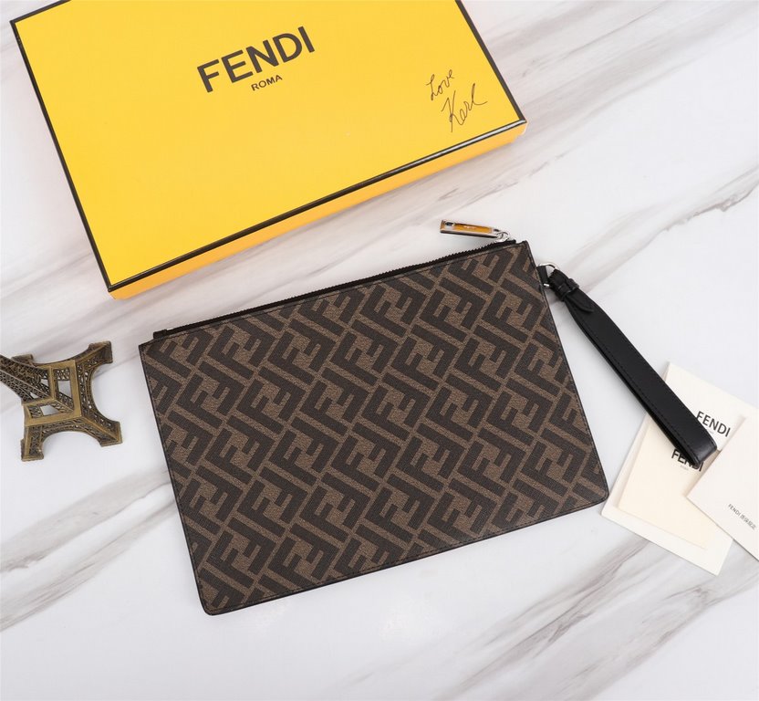 Brand FENDIModel No. PVC Red ClutchItem No. 168568Color blackSize 30202Material head imported nappa cowhide   double letters PVC  FENDI pouch Fendi handbag   super explosive models come to pull, head layer nappa cowhide 