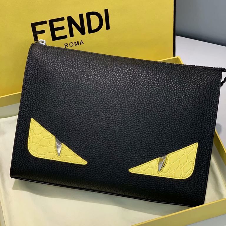 Classic Little Monster Yellow Eyes Thick Section Clutch Needless to say are sold out of the style Still the best imported leather,  ♂ Exclusive Hardware Cotton Lining Containing multiple card compartments for easy use Co