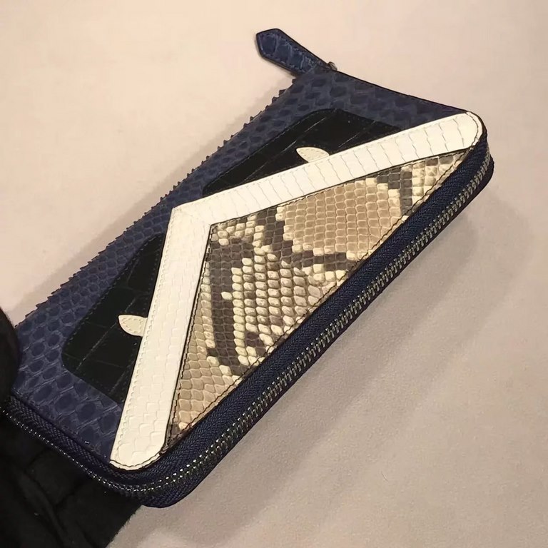 Blue Snake Snakeskin CRAYONS wrap-around zippered wallet with crotch-access compartment, zippered pocket, 8 card slots and 1 flat flap pocket.19cm