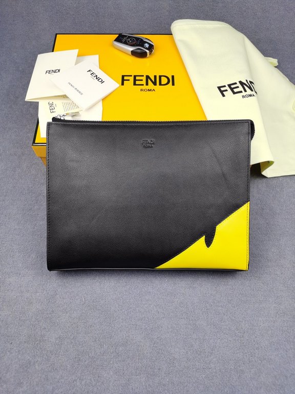 Brand FENDIStyle Men's bag with yellow cornersItem No. 368568Color black   lemon yellowMaterial First layer imported nappa cow leatherSize 27205 FENDI upgraded version of the small monster men's men's bag, made of import