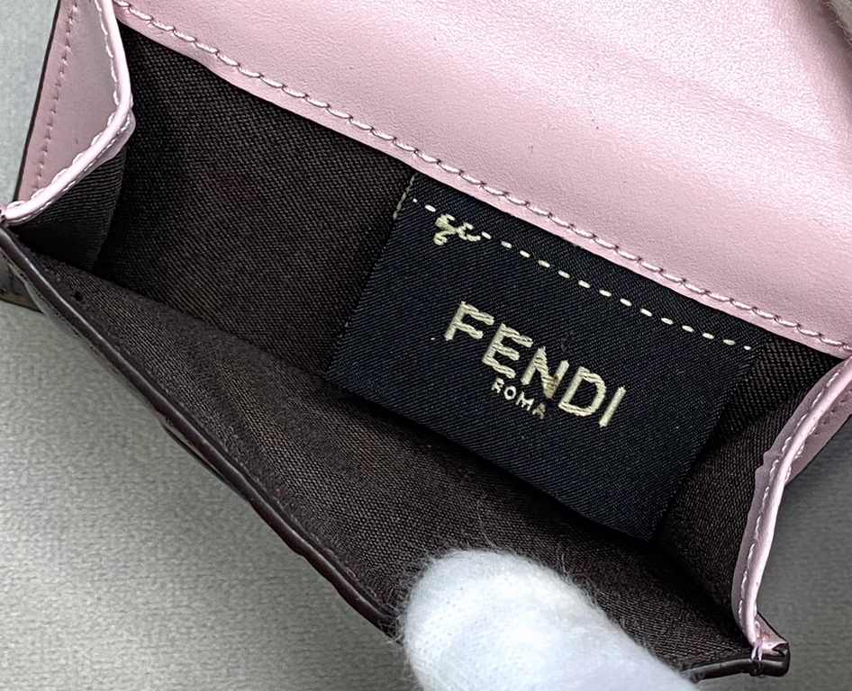 FENDI small flat wallet with double opening for use, stylized with details in the shape of the latest logo F. size 9.5 x 7 x 2 cm - (box gift bag)Model No. 0261