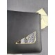 Brand FENDIModel No. Alphabet ClutchItem No. 168568Color black   lettersMaterial imported nappa cowhide leatherSize 30202  FENDI pouch Fendi handbag   super explosive models come to pull, the first layer of Napa cowhide 