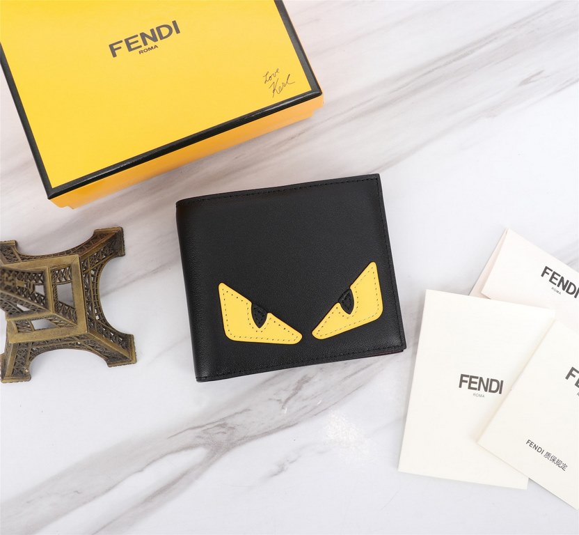 Brand FENDIStyle Yellow Sticker ClipItem No. 968568Color black   lemon yellowSize 129.52Material large surface with imported first layer of Napa cowhide, lining with red sheepskin, feel delicateFENDI short clip wallet In