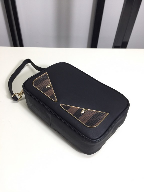 Men's Clutch  BlackImported Italian first layer original leather Hardware latest 3D effect Let you dazzle  Space is strong enough  , Size 23cm16cm6cm