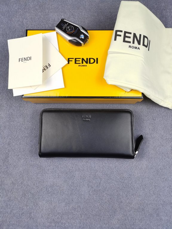 Brand FENDIStyle Single pull with white stickerItem No. 868568Color Black WhiteSize 19.510.53Material large surface with imported first layer Napa cowhide, lining with red sheepskin, feel delicateFENDI zipper wallet Intr