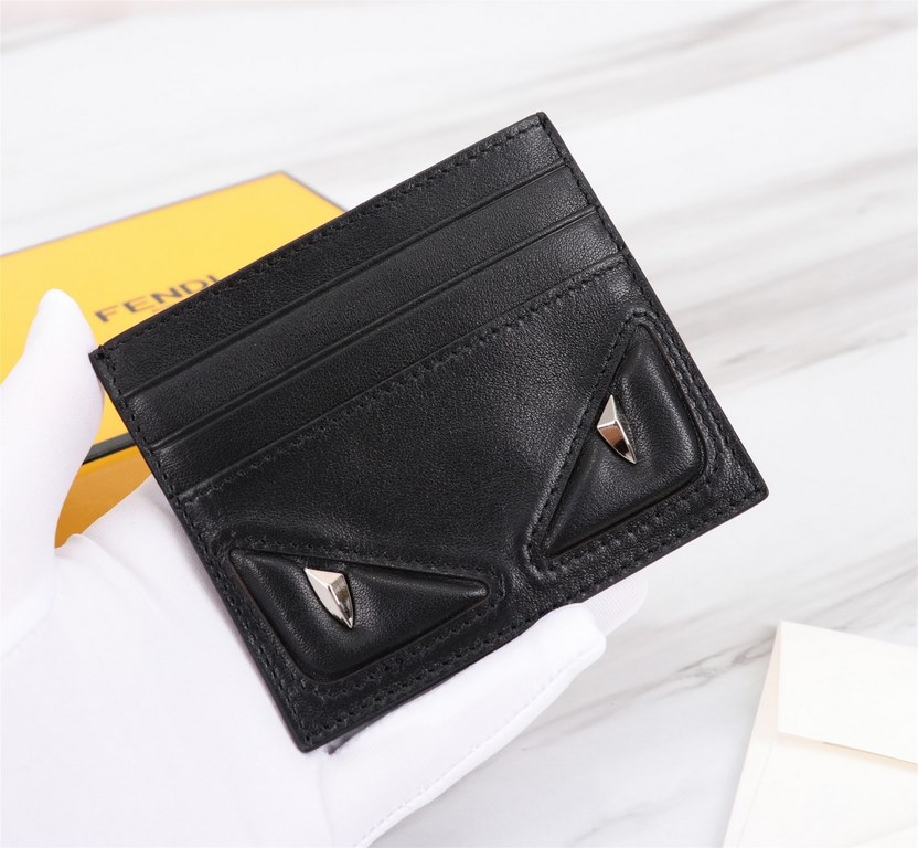 Brand FENDIStyle Black Eye Card CaseItem No. 2020568Color BlackMaterial imported nappa cowhide leatherSize 10.59FENDI short clip card bag Introduction the latest spring and summer card bag, using the first layer of impor